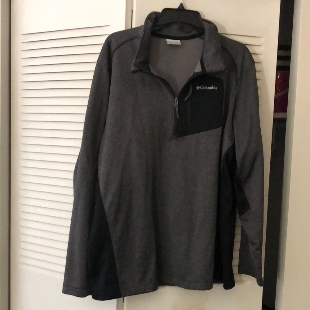 Columbia 1/2 zip, Pullover, Men’s Size XL, Gray and Black